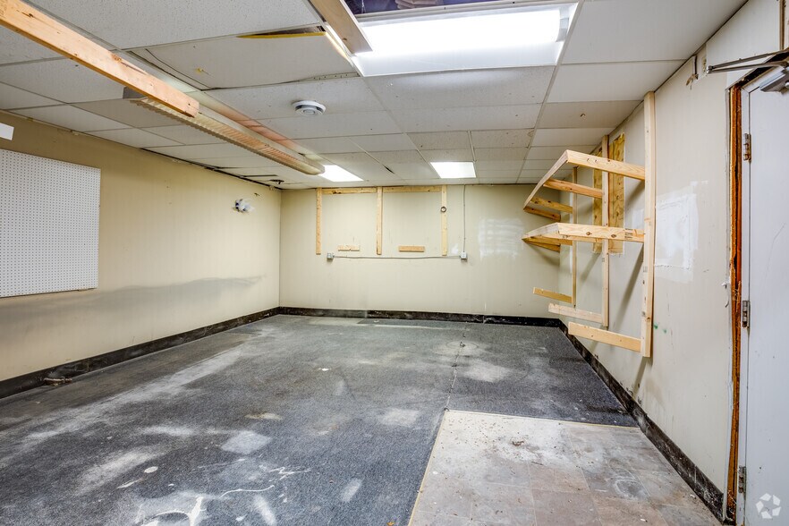 More Photos Of 1112-1320 NW 7th St, Rochester Unknown For Sale