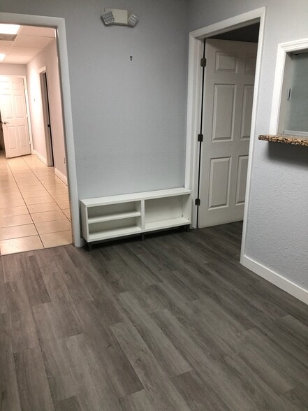 More Photos Of 13550 SW 88th St, Miami Medical For Lease