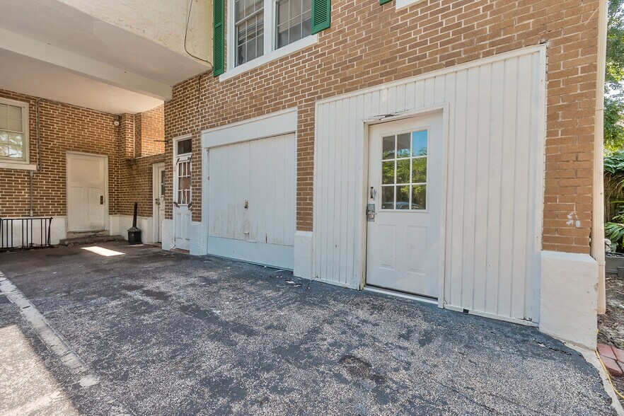 More Photos Of 124 Live Oak Ave, Daytona Beach Apartments For Sale