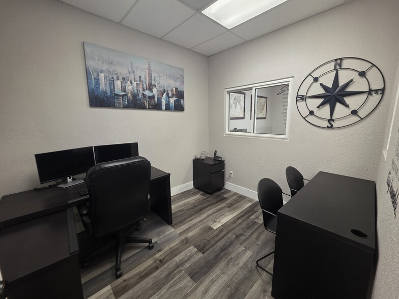 More Photos Of 5959 Mission Gorge Rd, San Diego Office For Sale
