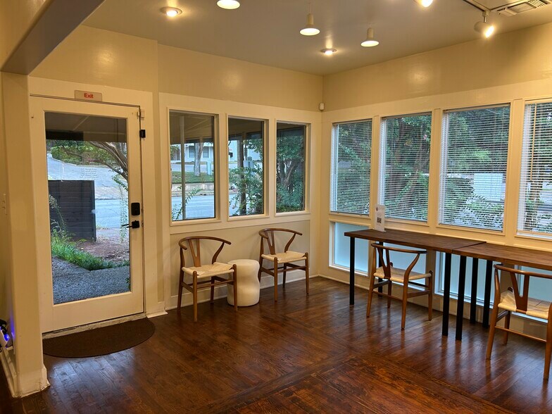 More Photos Of 1613 W 6th St, Austin Loft Creative Space For Lease