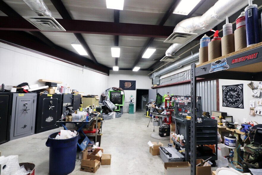 More Photos Of 4121 S 72nd Ave, Tulsa Service For Sale