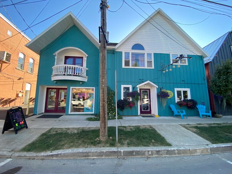 Primary Photo Of 9 Monroe St, Ellicottville Storefront Retail Residential For Lease