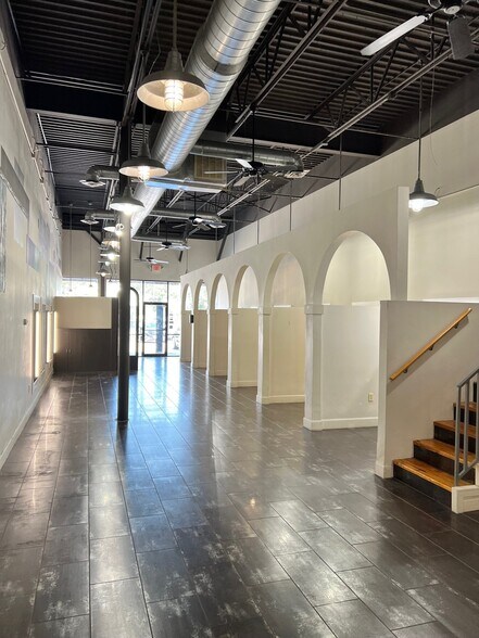 More Photos Of 13914 Highway 3, Webster Unknown For Lease