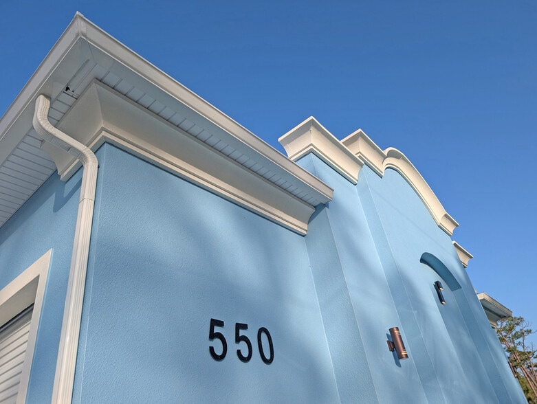 More Photos Of 550 Martin Road, Palm Bay Flex For Lease