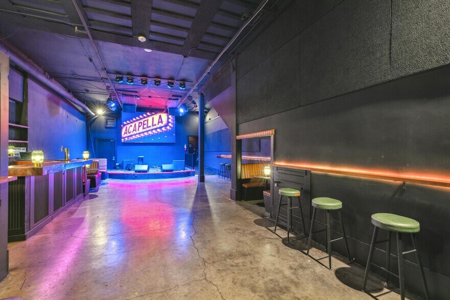 More Photos Of 645 W Grand Ave, Oakland Bar For Sale