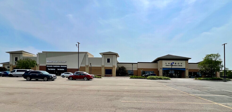 Primary Photo Of 1515-1519 S Randall Rd, Algonquin Freestanding For Sale