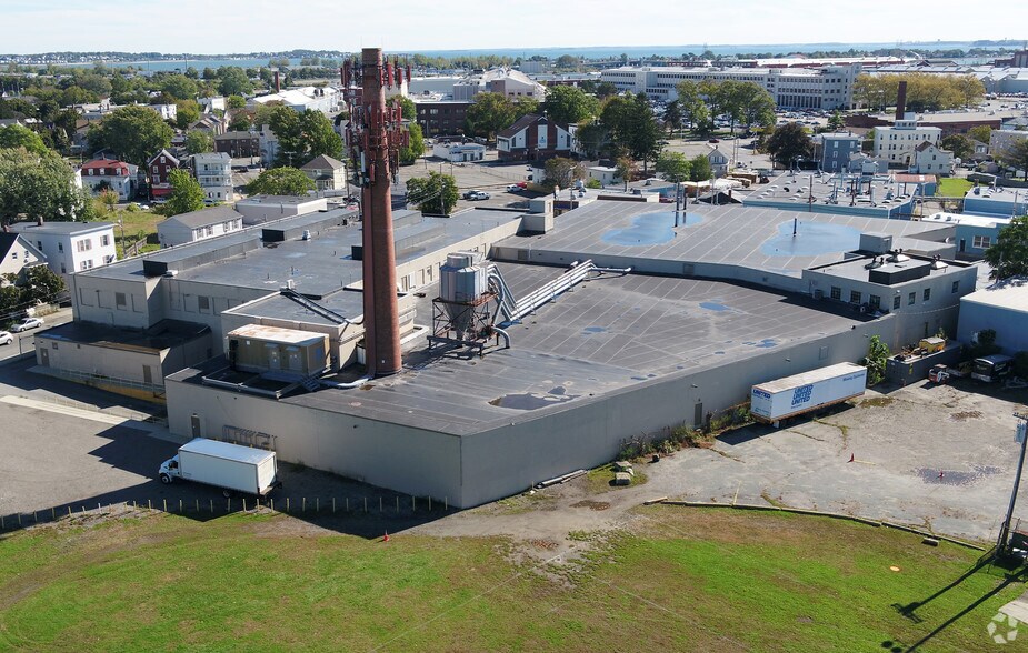 More Photos Of 71 Linden St, Lynn Warehouse For Lease