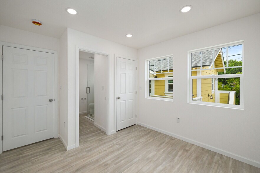 More Photos Of 618 S Van Ness Ave, Santa Ana Apartments For Sale