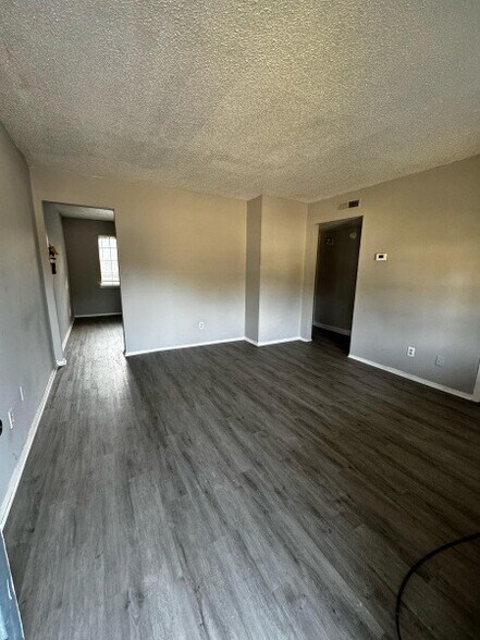 More Photos Of 705 Knoxville St, Birmingham Apartments For Sale