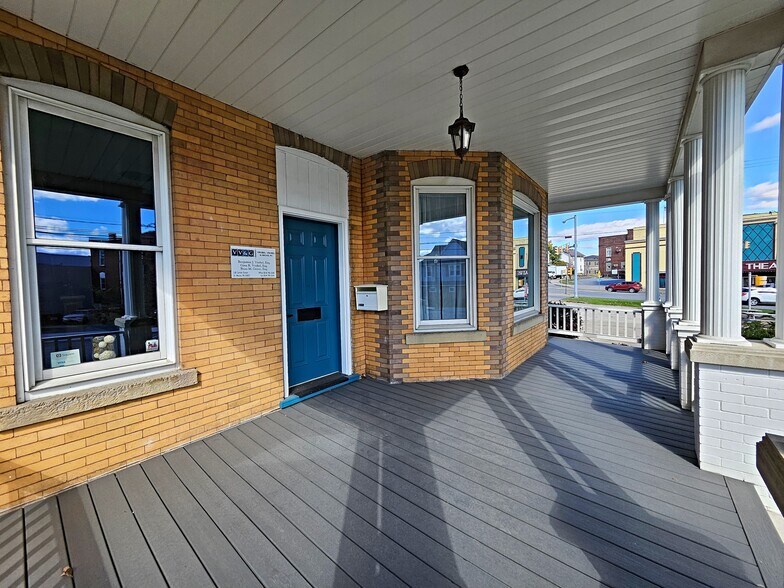 More Photos Of 116 Center St, Saint Marys Office Residential For Sale