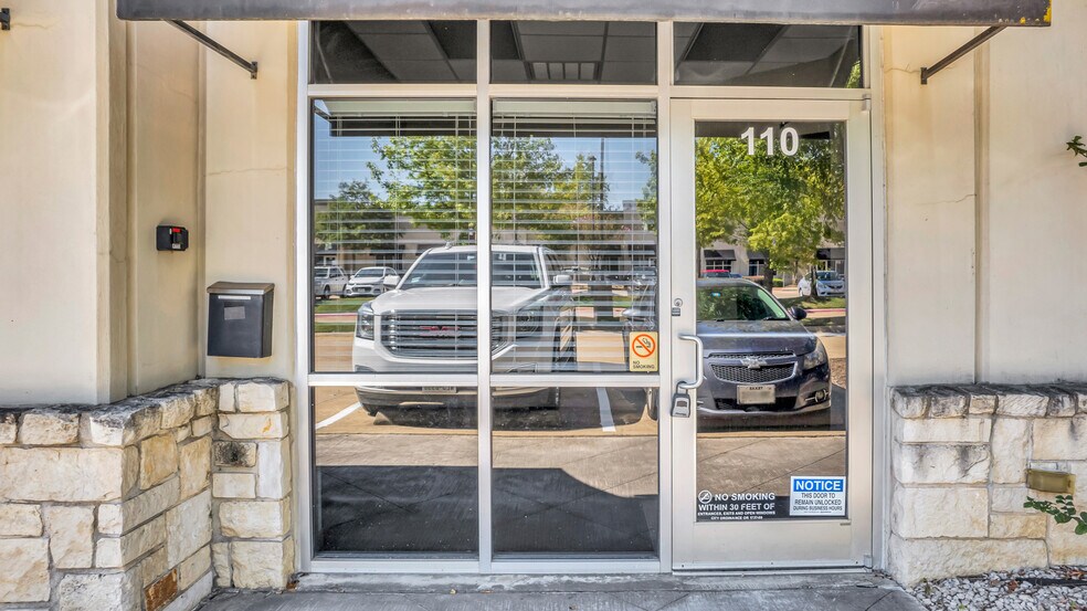 More Photos Of 1804 Owen Ct, Mansfield Light Distribution For Lease