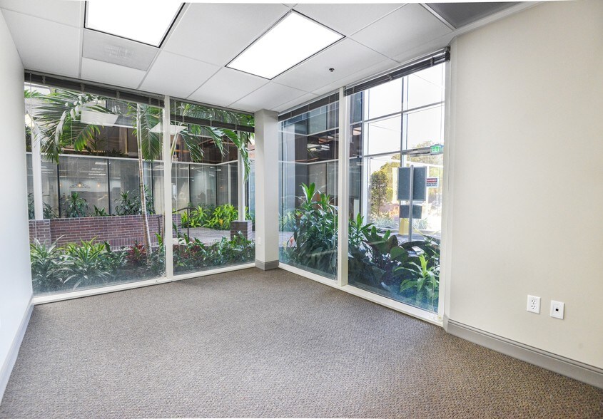 More Photos Of 3903 Northdale Blvd, Tampa Coworking Space