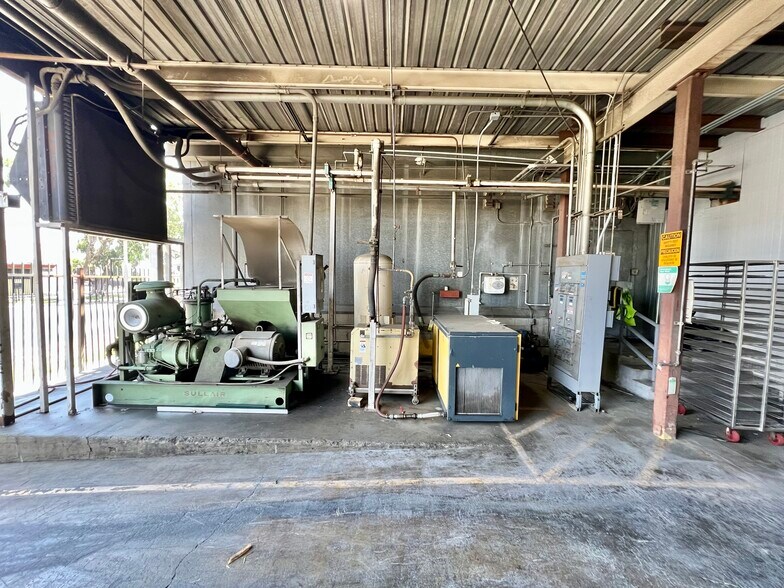 More Photos Of 1641 N 8th St, Colton Food Processing For Lease