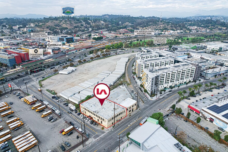 More Photos Of 1007 N Main St, Los Angeles Warehouse For Lease