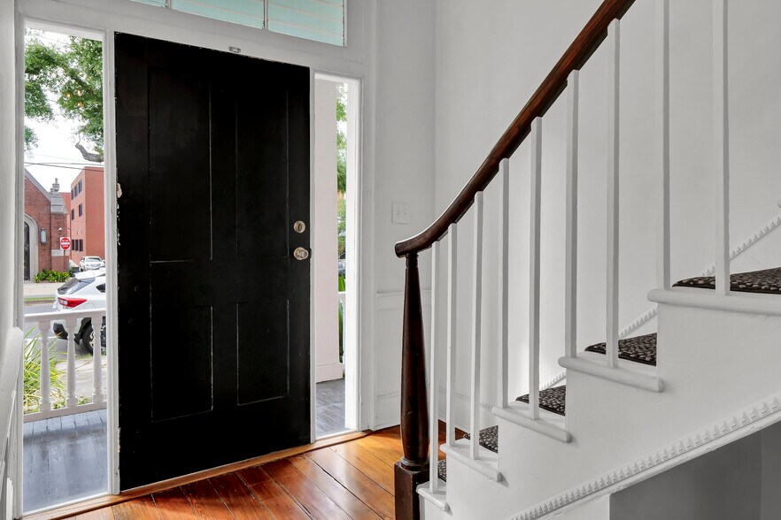More Photos Of 12 N 5th Ave, Wilmington Office Residential For Sale