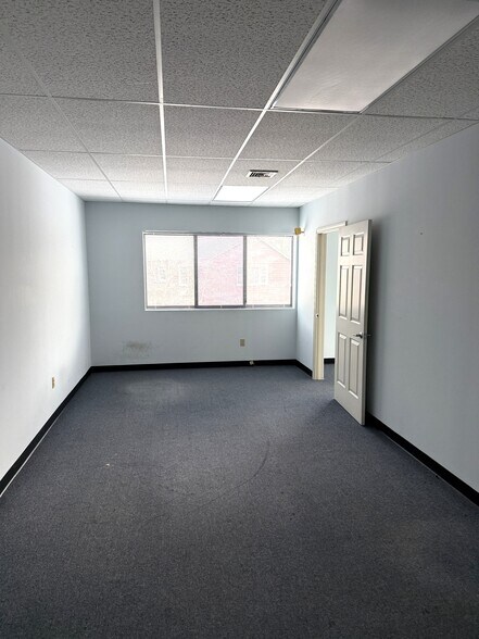 More Photos Of 15R Hartford Ave, Granby General Retail For Lease