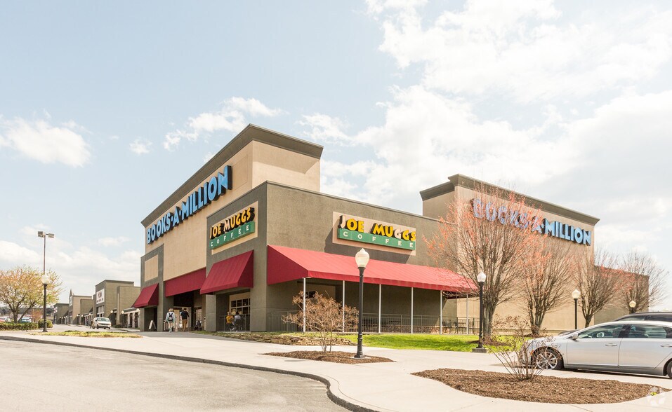 More Photos Of 196-236 Collier Dr, Sevierville Unknown For Lease