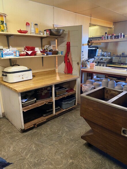 More Photos Of E2578 County Rd S, Casco Bar For Sale