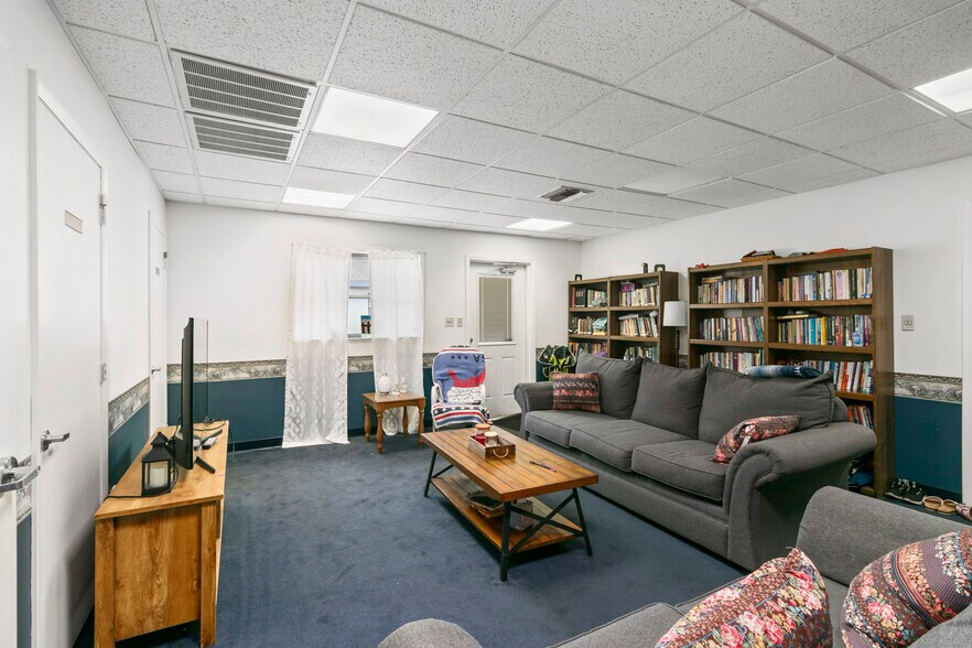 More Photos Of 13042 Tarpon Springs Rd, Odessa Religious Facility For Sale