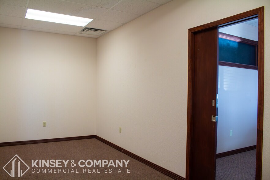 More Photos Of 3210 E Woodmen Rd, Colorado Springs Medical For Sale