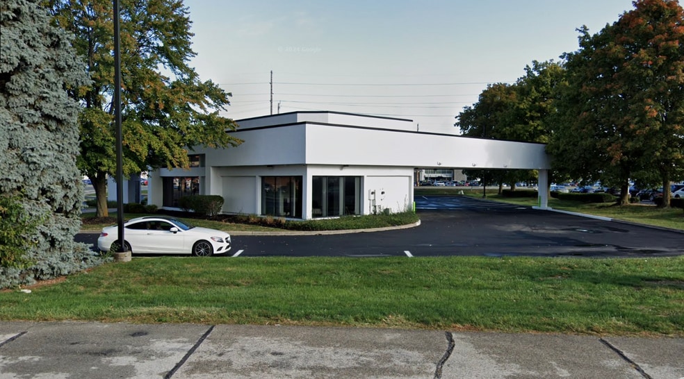 More Photos Of 3401 E 96th St, Indianapolis Bank For Lease