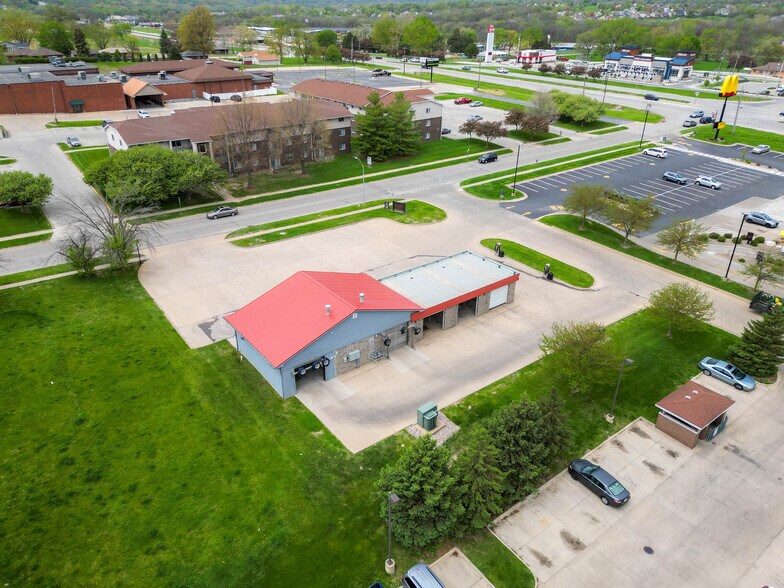 More Photos Of 875 Sherrylynn Blvd, Pleasant Hill Carwash For Sale
