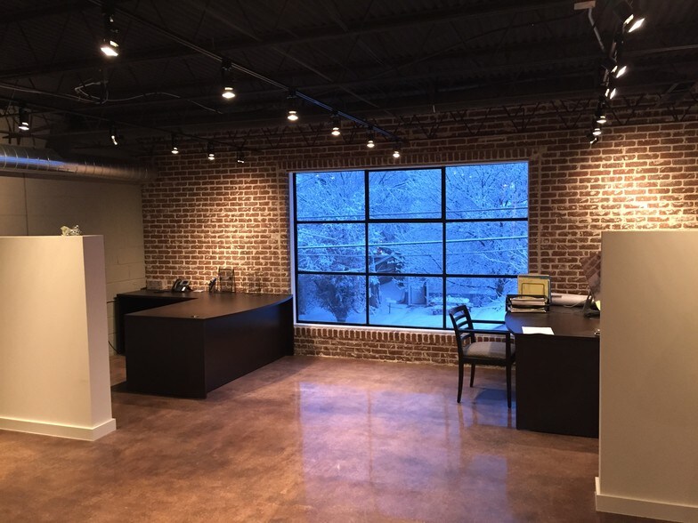 More Photos Of 3141-3149 S Broadway, Englewood Storefront Retail Office For Lease