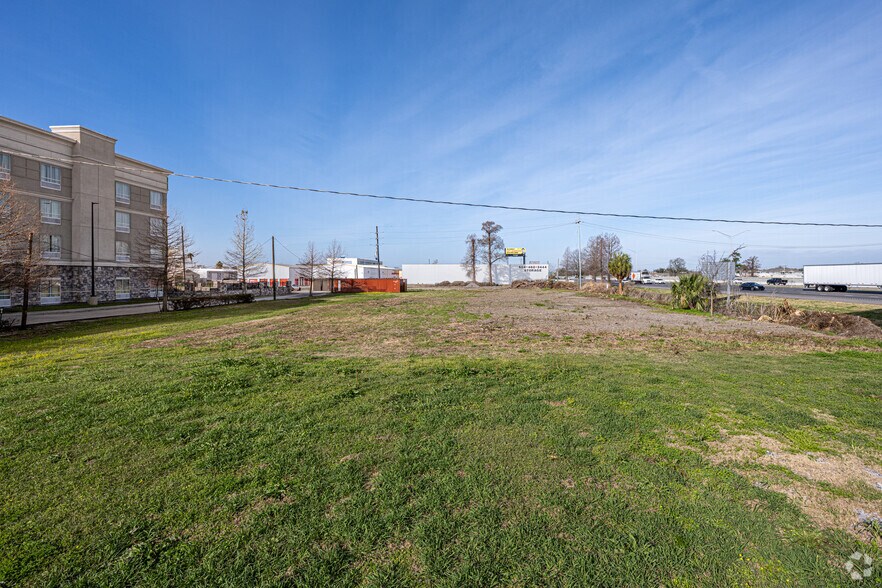 More Photos Of Interstate 10 Parcel, Kenner Land For Sale