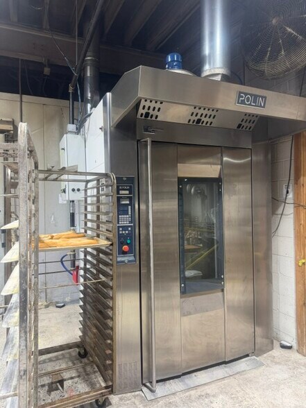 More Photos Of 900 Jersey Ave, Gloucester City Refrigeration Cold Storage For Sale