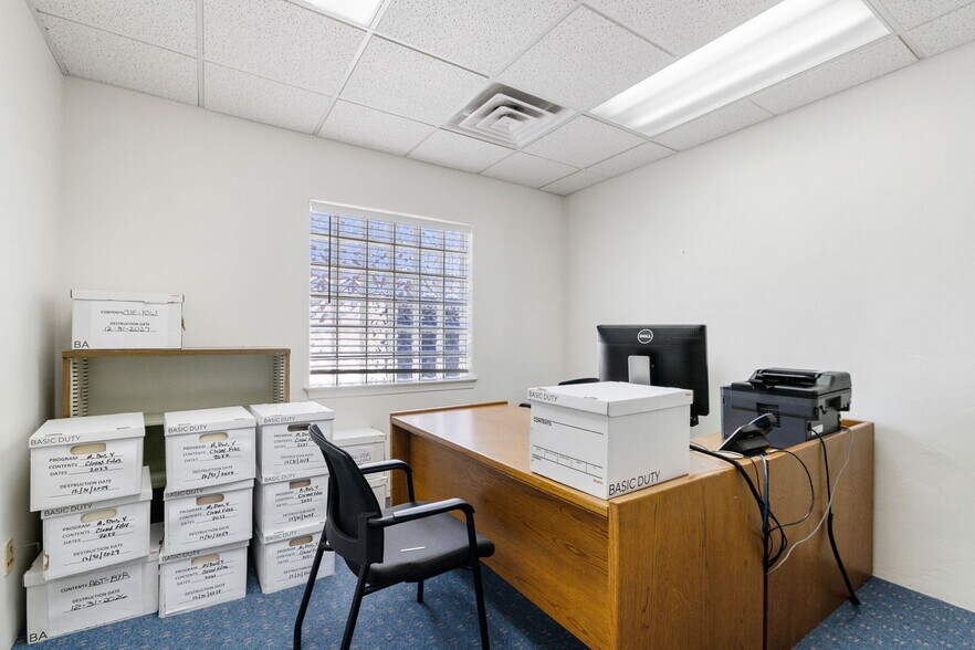 More Photos Of 221 N Marina St, Prescott Medical For Lease