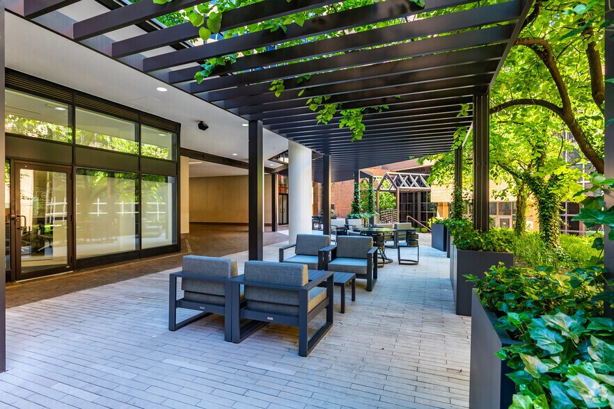 More Photos Of 1255 23rd St NW, Washington Office For Lease