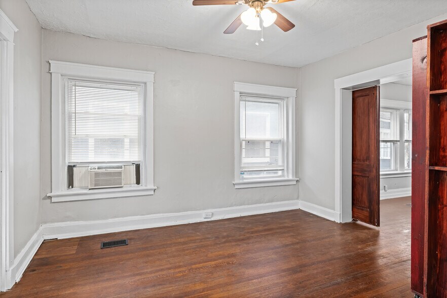 More Photos Of 4245-4247 Harrison St, Kansas City Apartments For Sale