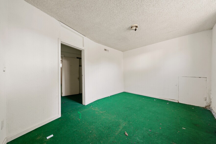 More Photos Of 2832 34th St, Sacramento Religious Facility For Sale