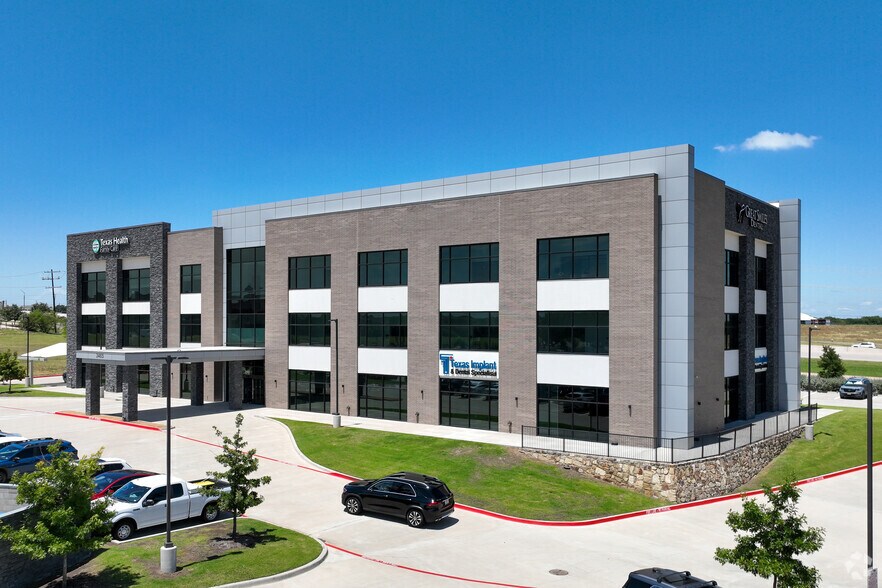 More Photos Of 3455 National Dr, Plano Medical For Lease