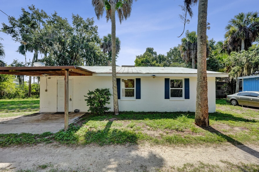 More Photos Of , Moore Haven Multifamily For Sale