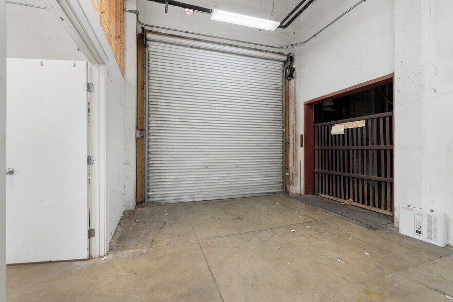 More Photos Of 939 N Magnolia Ave, Ocala Freestanding For Sale