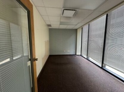 More Photos Of 3520 Forbes Ave, Pittsburgh General Retail For Lease