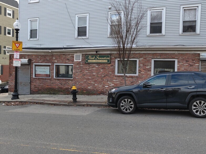 More Photos Of 194-196 Bunker Hill St, Charlestown Apartments For Lease