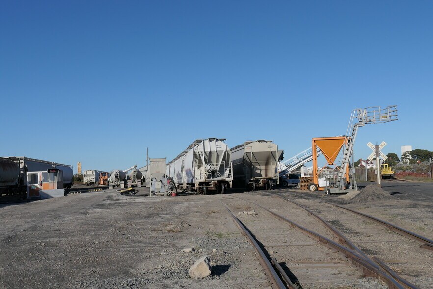 More Photos Of 2429 Ferry Rd, Virginia Beach Land For Lease