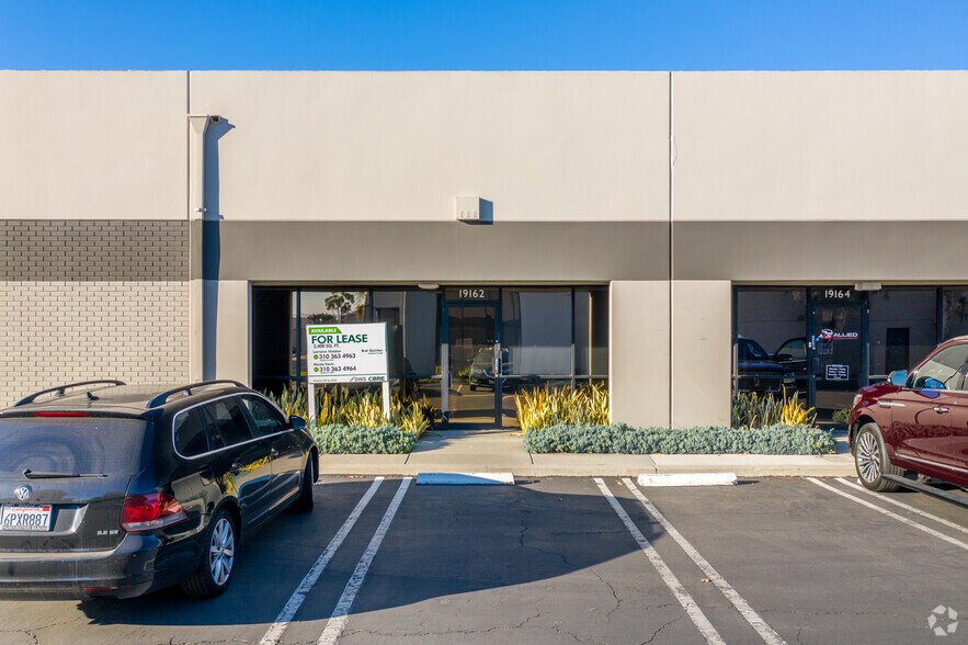 More Photos Of 19160-19168 Van Ness Ave, Torrance Research And Development For Lease
