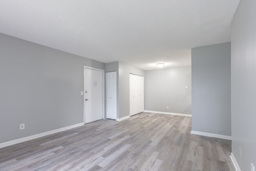 More Photos Of 333 S Mock Rd, Albany Apartments For Sale