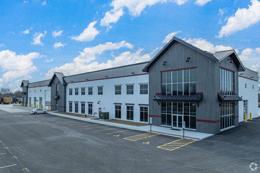Primary Photo Of 3901 Houbolt Rd, Joliet Warehouse For Lease