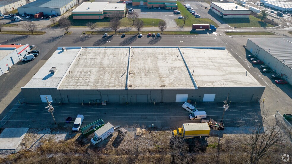 More Photos Of 2476-2500 Creekway Dr, Columbus Industrial For Lease