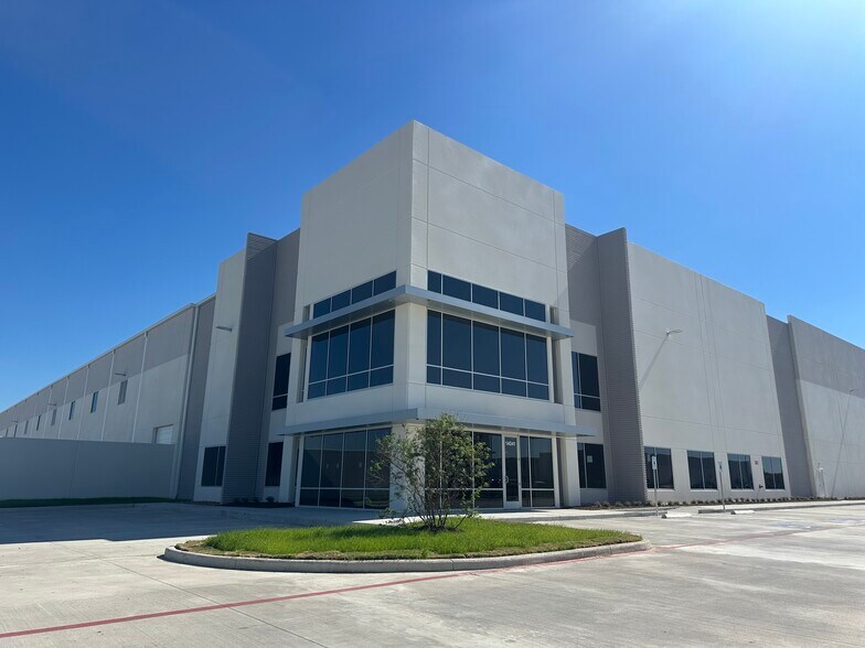 Primary Photo Of Sam Houston Pky, Houston Unknown For Lease