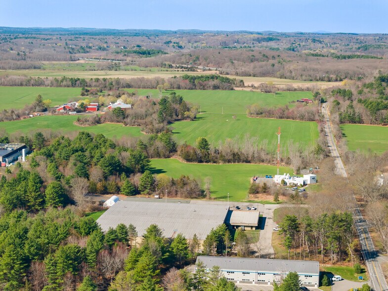 More Photos Of 16 Jonspin Rd, Wilmington Flex For Lease