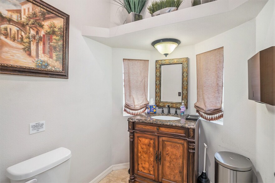 More Photos Of 329 Pauls Dr, Brandon Office Residential For Sale