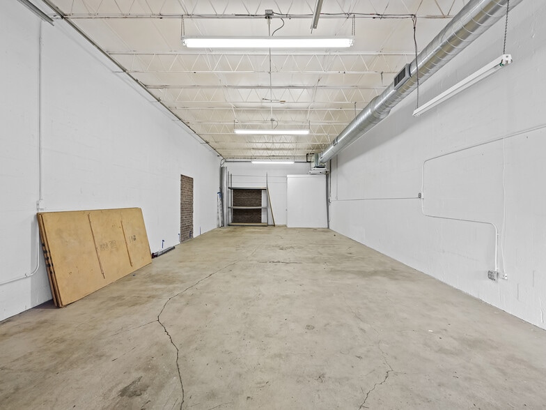 More Photos Of 201-207 SW 5th St, Fort Lauderdale Light Manufacturing For Lease