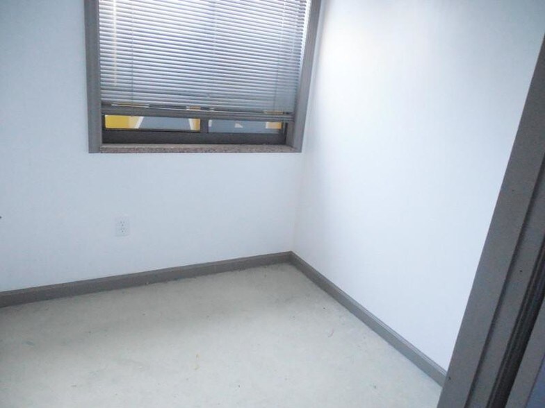 More Photos Of 700-710 Lebanon Rd, West Mifflin Warehouse For Sale