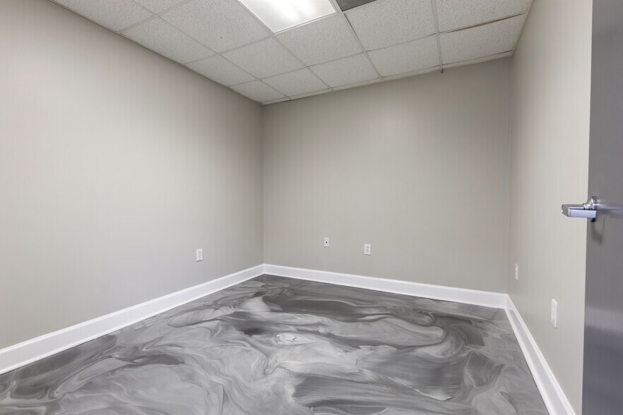 More Photos Of 2998 Panola Rd, Lithonia Medical For Lease